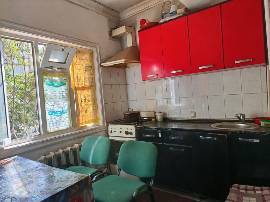 Bez makler Qo'yliq 1-massiv o'gil bollar sheriklikka metro yoni