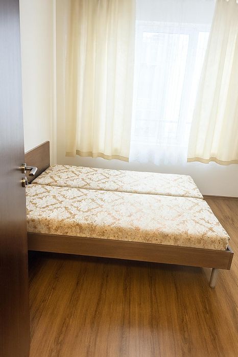 Дава се под наем Тристаен апартамент в Пловдив, Кършияка - 100 кв.м за 433.5 € - Снимка #3