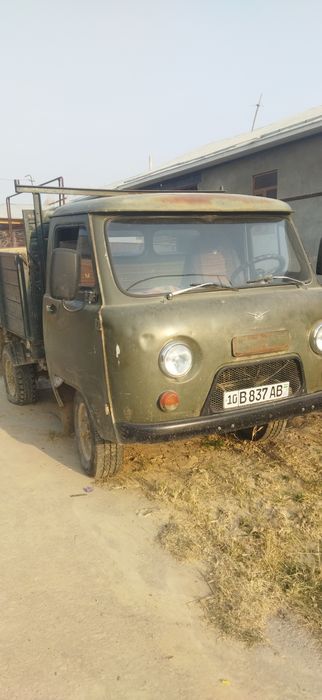 Uaz sotiladi rasxoti yoq 20mlyon kami bor matori yangi xadavoy yangi