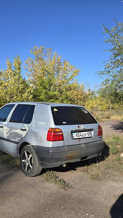 Volkswagen   Golf 3