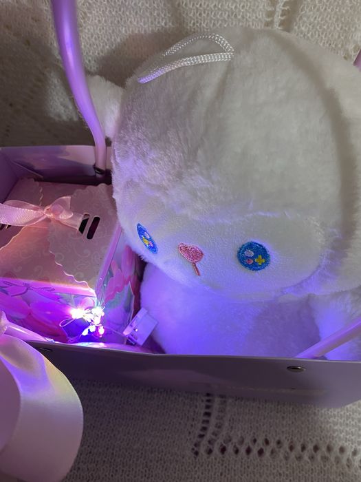 Безторг . С гирляндой   Бокс  на подарок  продам .