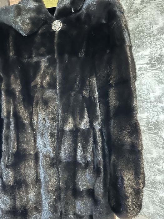 Продам норковую шубу