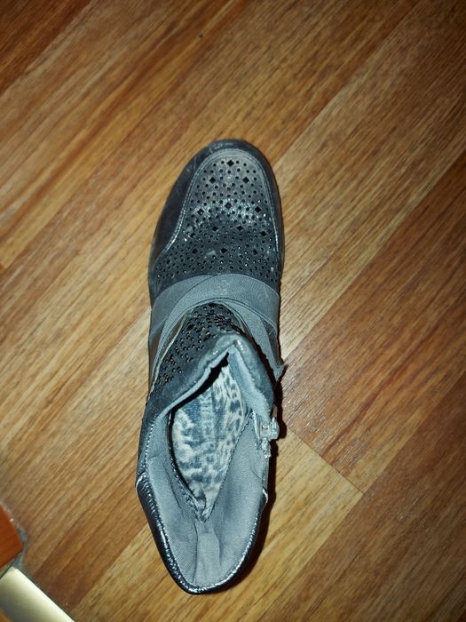 Ботиночки  весна-осень для девочки 10- 12лет