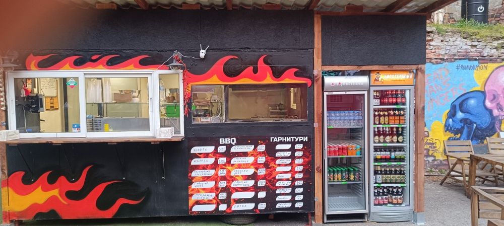 Продавам бизнес скара на дървени въглища