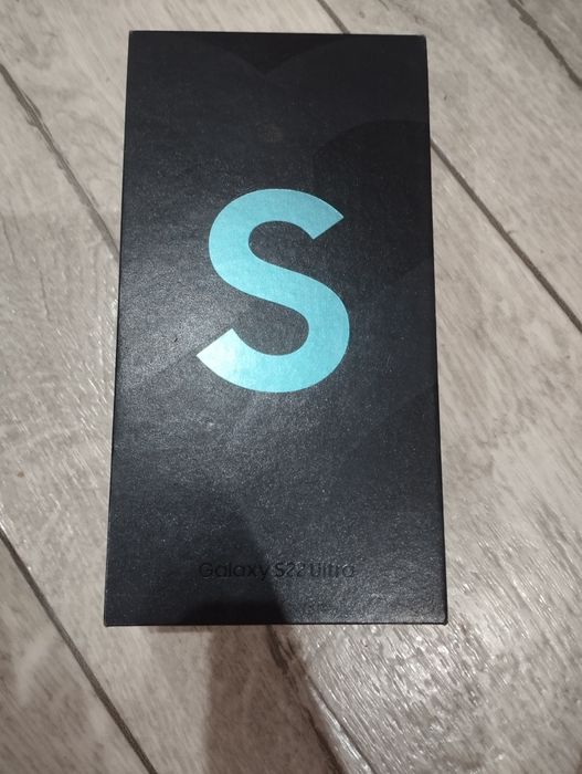 Продам Samsung s22 ultra
