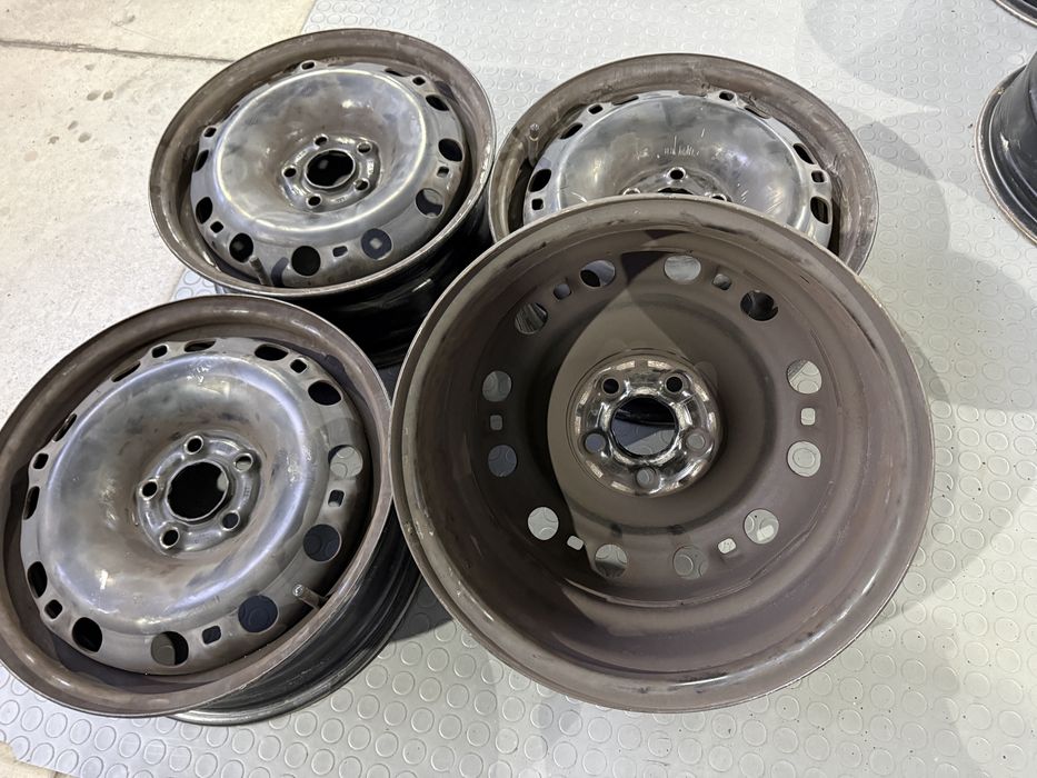 4бр. ОТЛИЧНИ 15” Железни Джанти 5х100 за -SKODA/VW/VAG- 6Jx15H2, ET43