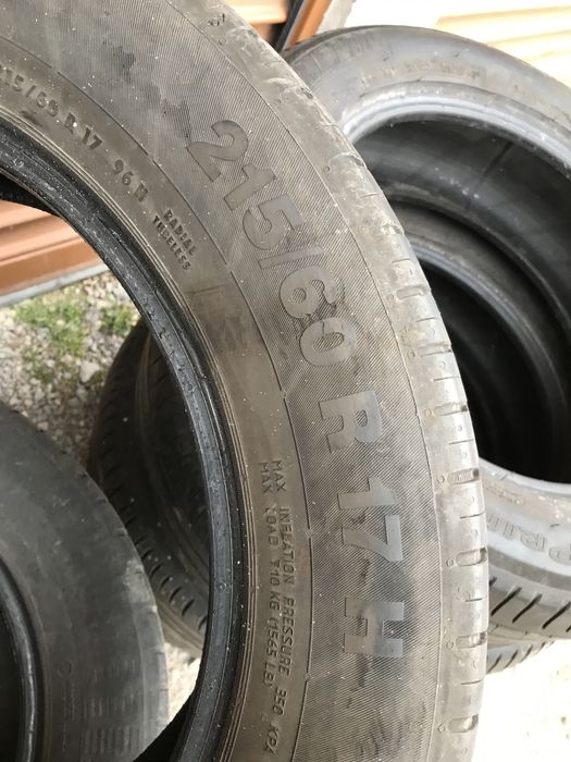 Летни гуми 4бр.215/60R17