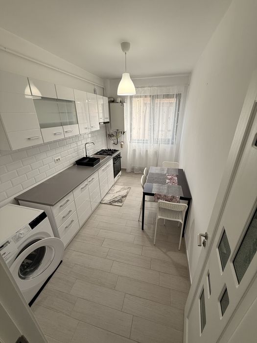 Garsoniera de închiriat