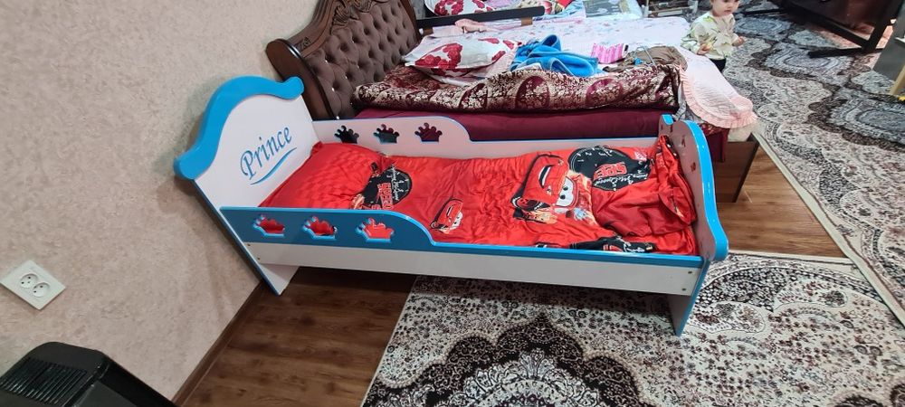 Детская кровать совсем новый