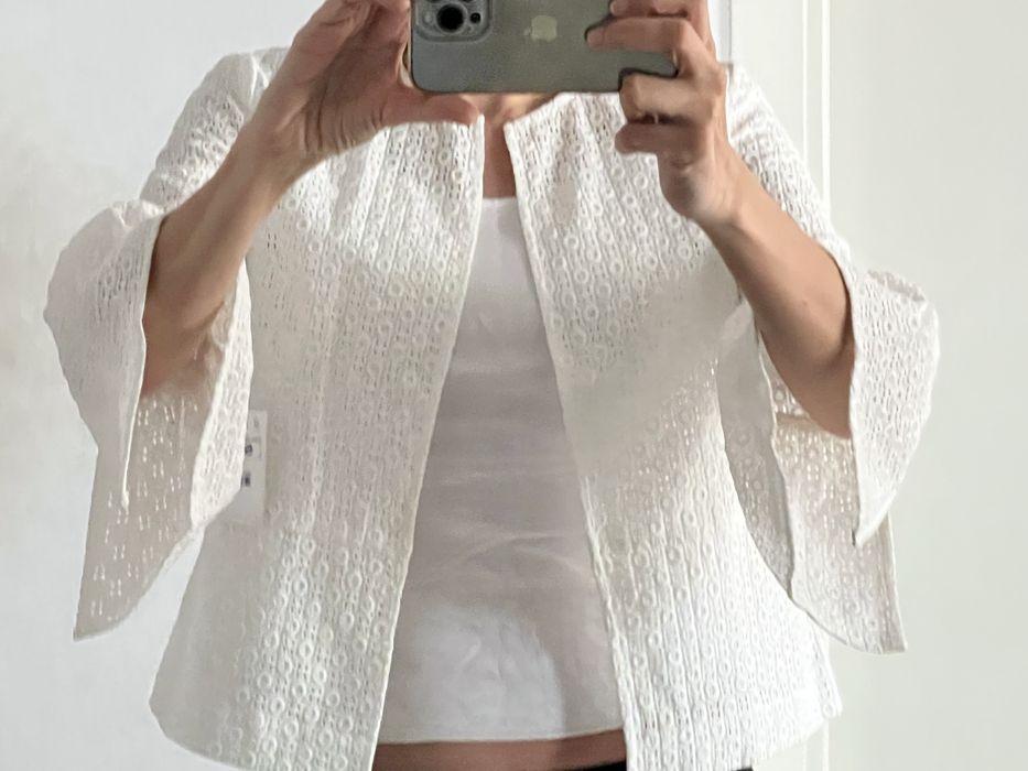 Sacou elegant Zara,  marime S, sacoul este nou cu eticheta.