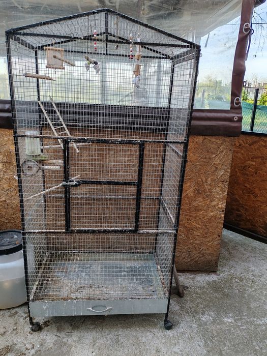 Клетка за птици.