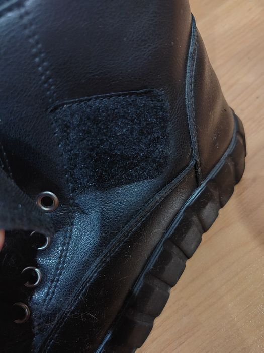 Ботинки чёрные весение