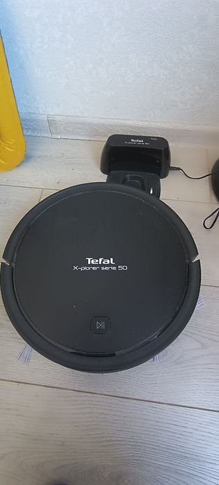 Продам робот - пылесос  Tefal