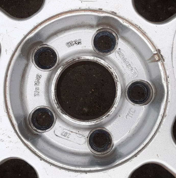 Jante aliaj BBS R15 cu anvelope m+s 5x112