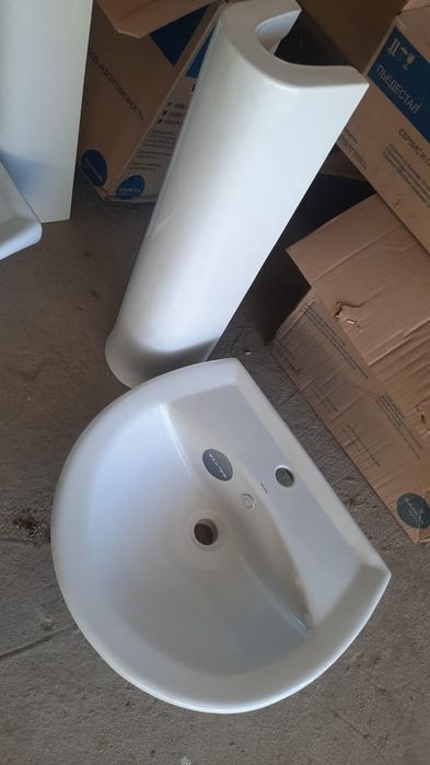 Умывальник новый