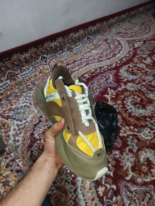 Erkaklar oyoq kiyimi