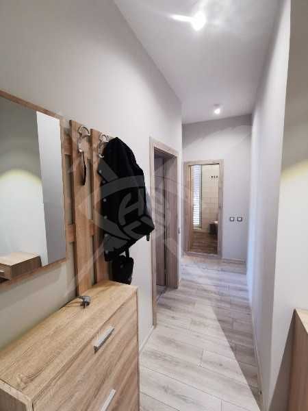 Дава се под наем Двустаен апартамент в Пловдив, Център - 70 кв.м за 598.23 € - Снимка #7