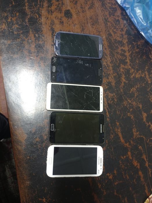 Запчасти телефонов