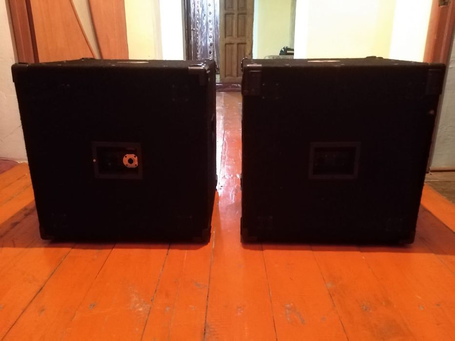 Колонки 500 W басовые
