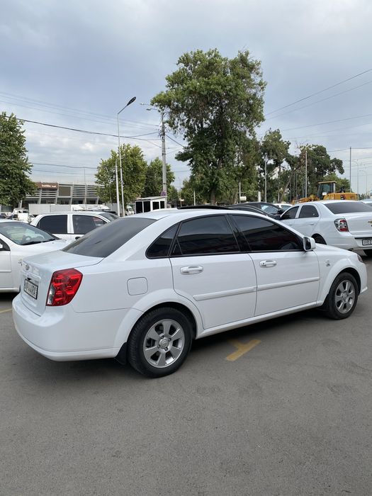 Oq jentra 3 padisiya luk abes bor navarotlari bor 906 pult polni shumk