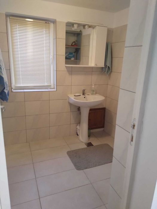 Schimb casa Poiana Tapului