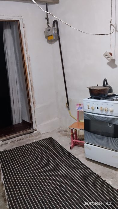 Продаю свой дом в общем дворе