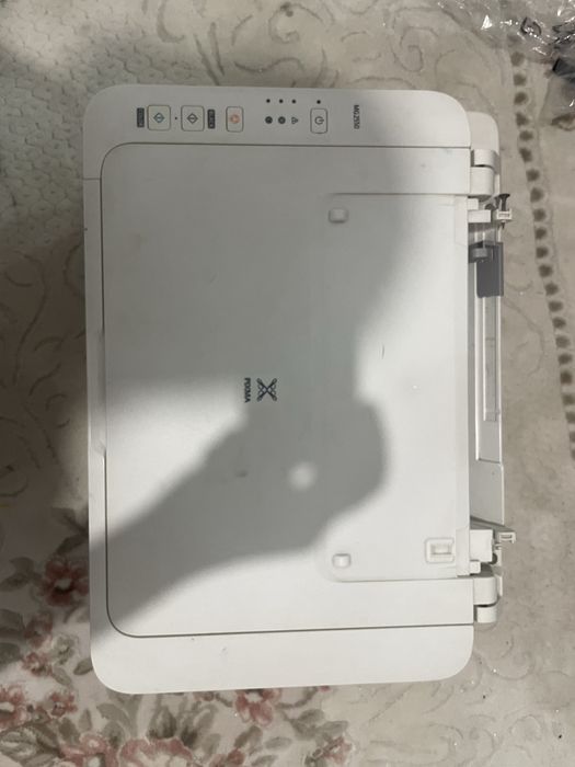 Продавам два принтера Canon