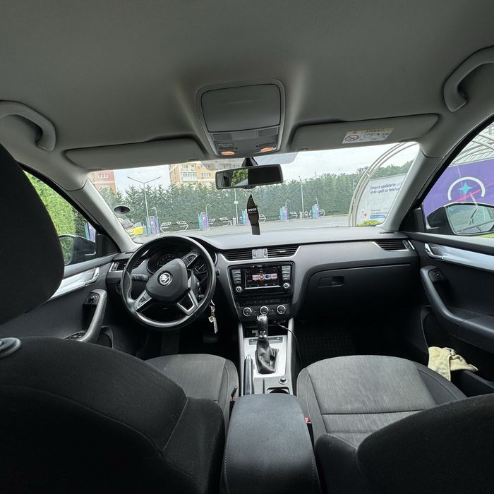 SKODA Octavia 2016 — imagine 4