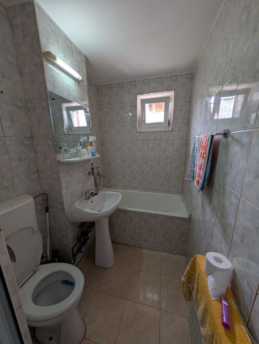Vand apartament 3 camere Piatra Neamt