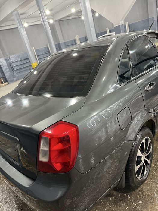 Gentra avtomat sotiladi