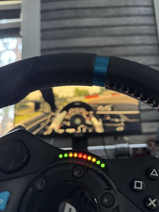 Logitech G29 пълен комплект с кутия