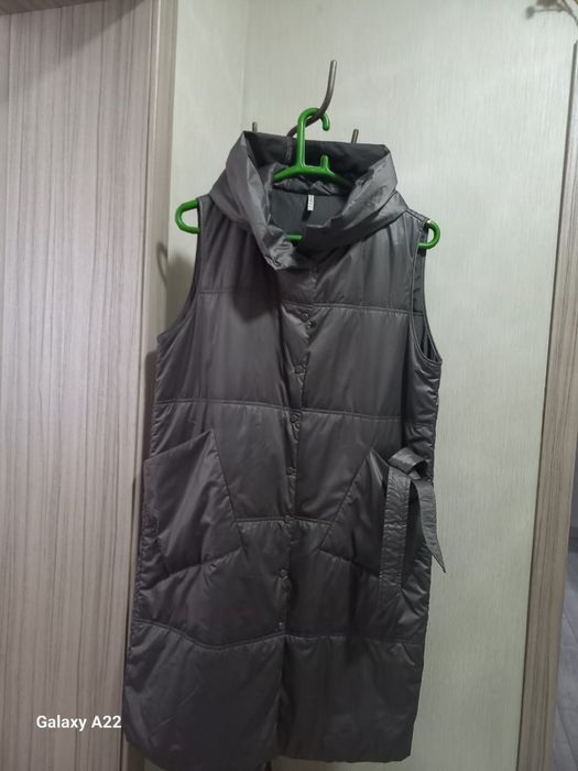 Продается безрукавка