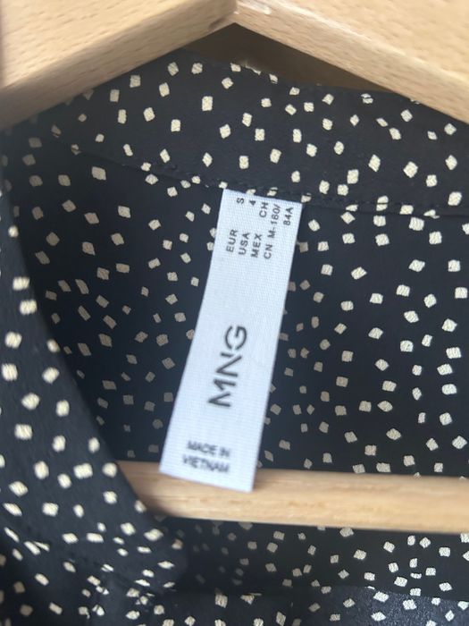 Черна рокля Mango, размер S