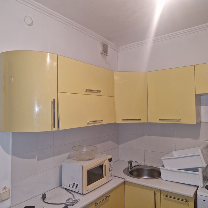 Срочно продам кухонный гарнитур