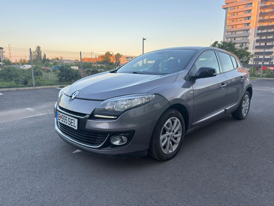 RENAULT Megane 2013