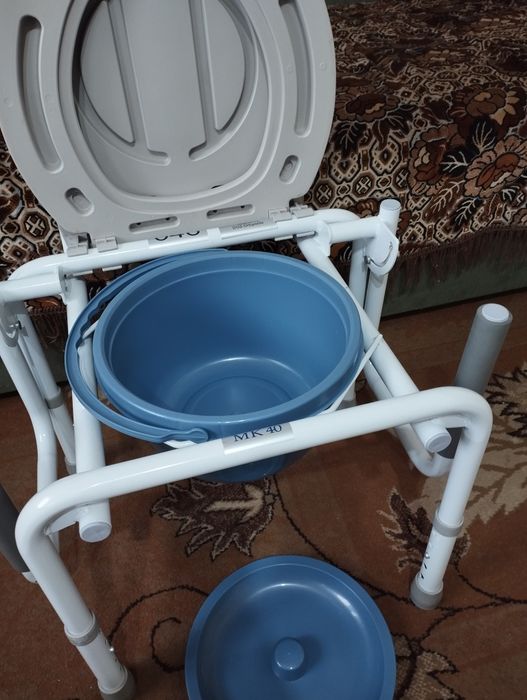 Санитарный стул МК-40 новый