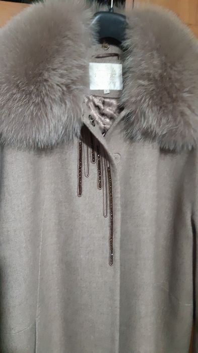 Женское демисезоное пальто