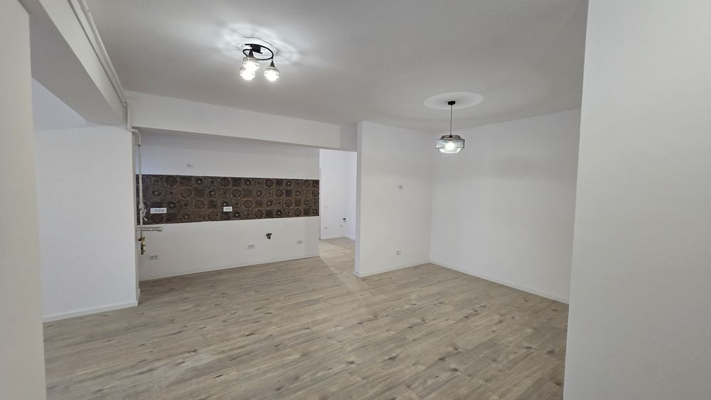 Apartament Nou Bulevard  2 camere + loc parcare subteran.