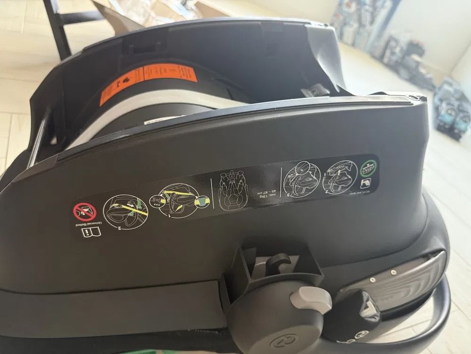 Кошница за кола Cybex Aton S2