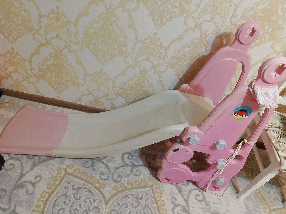 Продам горку детскую