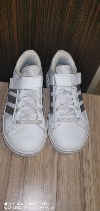 Детски маратонки adidas