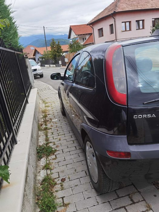 Opel corsa c 2003 1.0