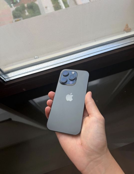 Iphone 16 pro.