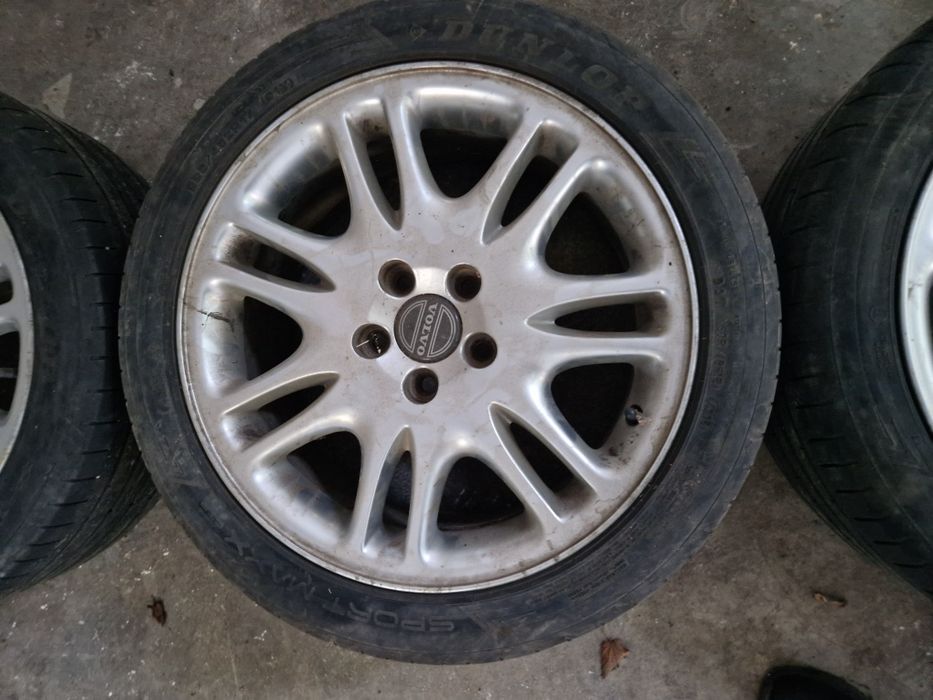 Vand genti cu cauciucuri Volvo S60