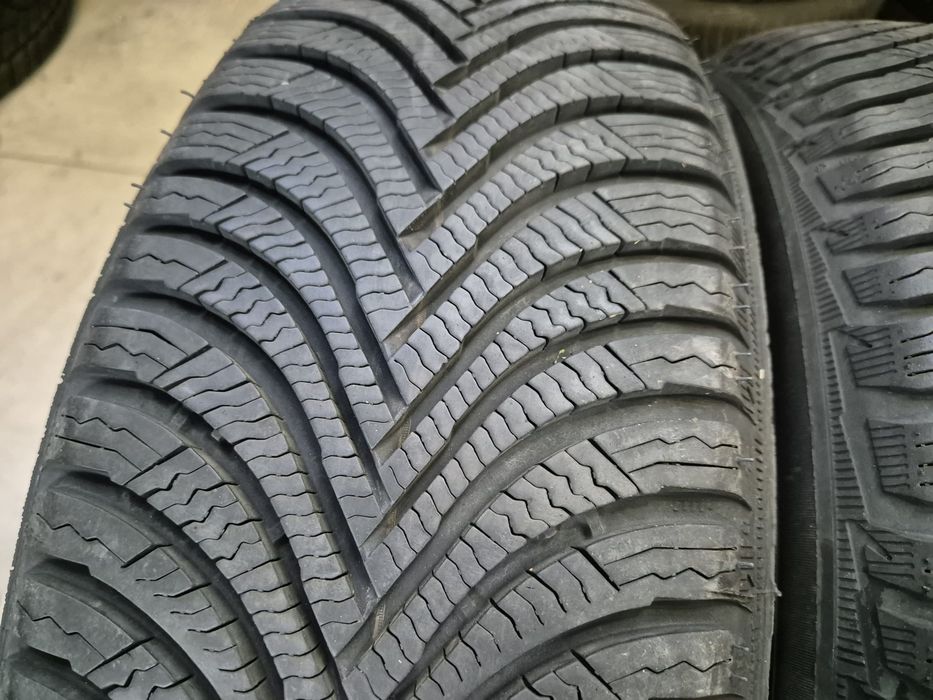 4 anvelope iarna Michelin 205 60 16 stare foarte buna