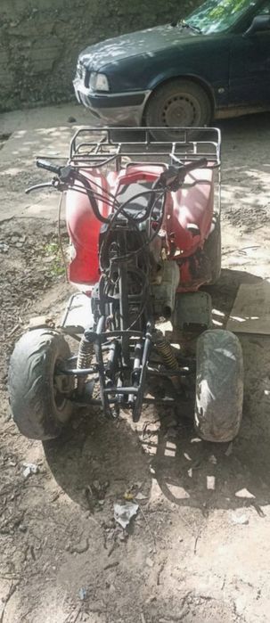 Продам квадроцикл срочно