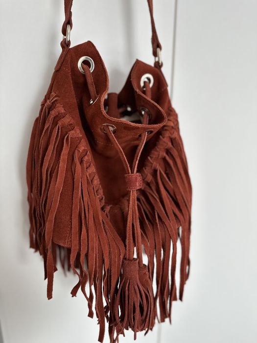 Geanta din piele naturala cu franjuri Zara