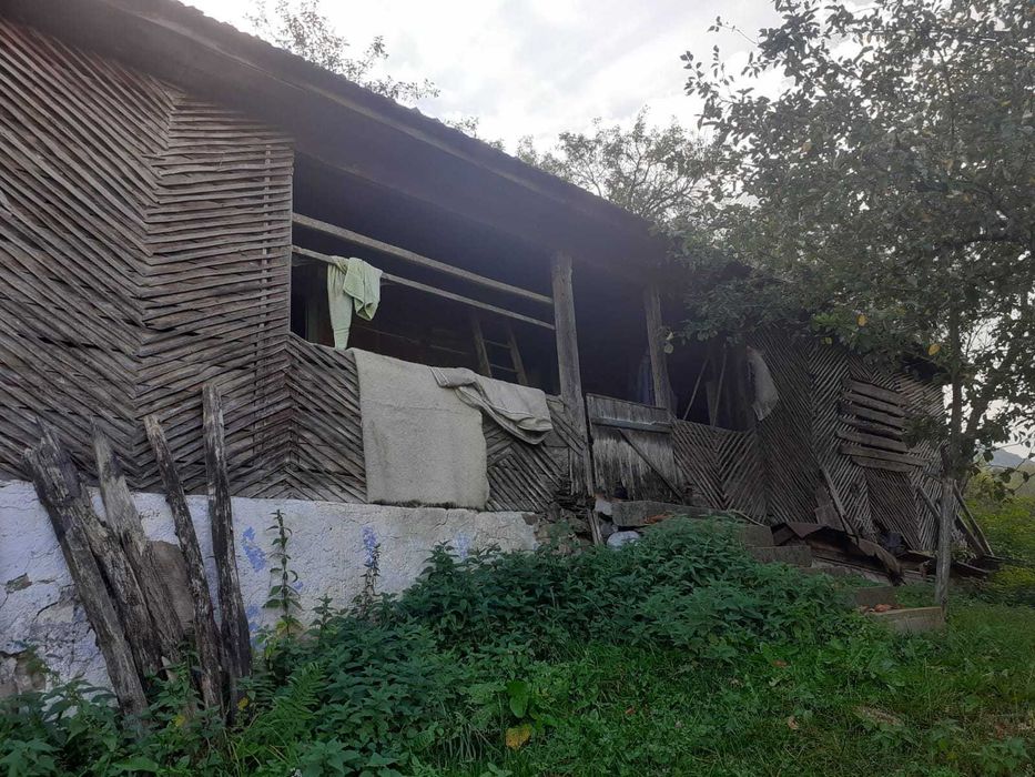 Vând casa demontabila