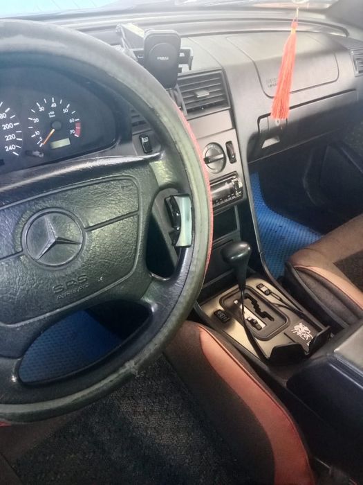 Мерс 180С продам