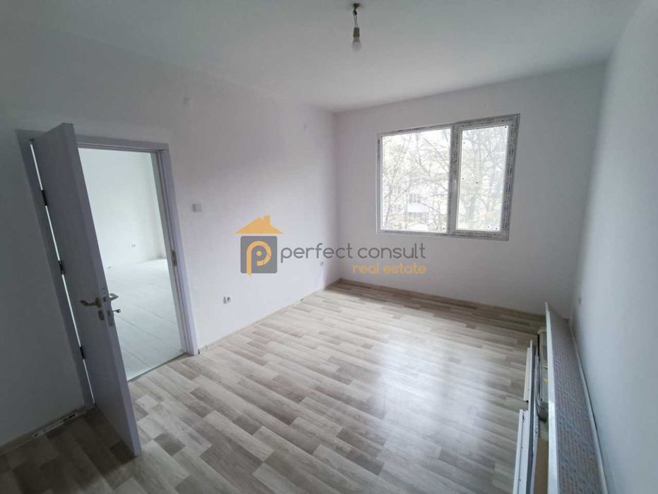 Продава се Тристаен апартамент в Пловдив, Гагарин - 62 кв.м за 1750 €/кв.м - Снимка #4